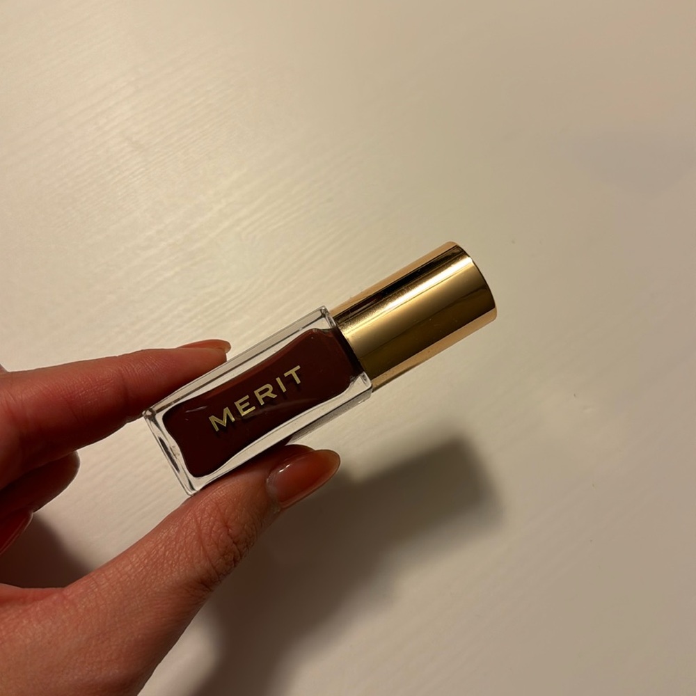 Merit beauty Sangria lip oil